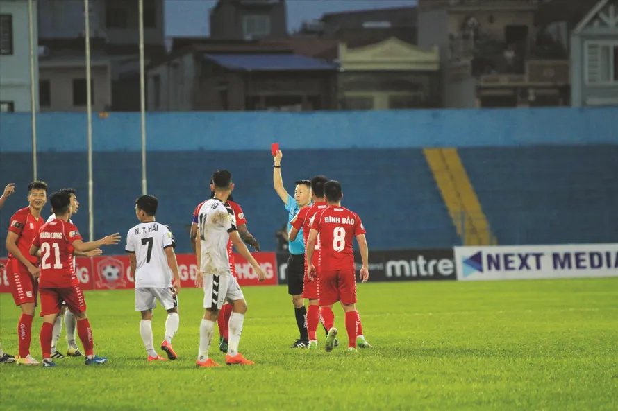 Trọng tài VFF và công nghệ VAR