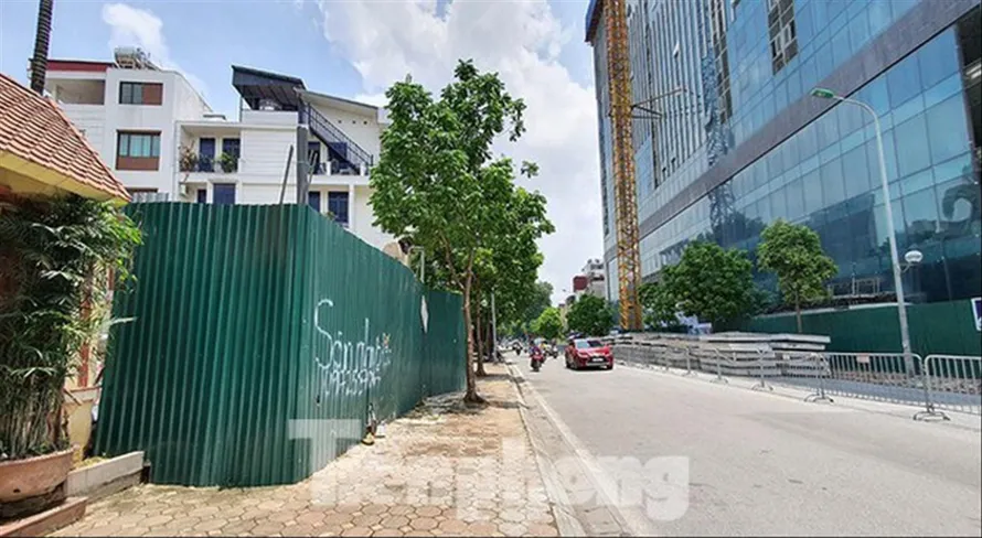 Ùn tắc tại đường Trường Chinh – Vành đai 2 trên cao dẫn về Ngã Tư Sở chiều 11/11