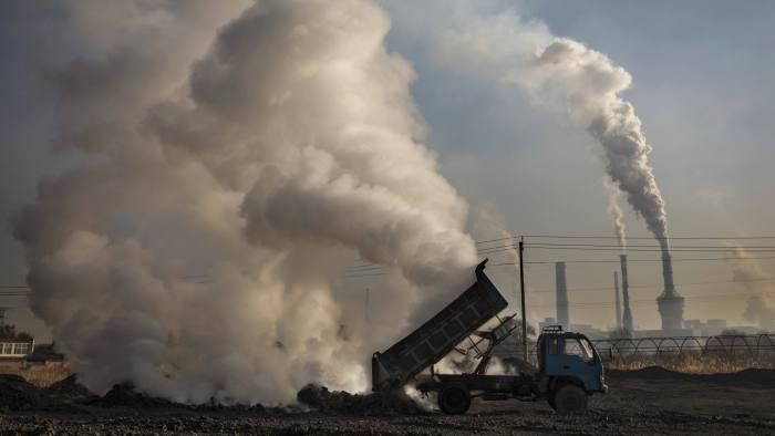 Trung Quốc là nước phát thải carbon nhiều nhất thế giới. Ảnh: Getty 