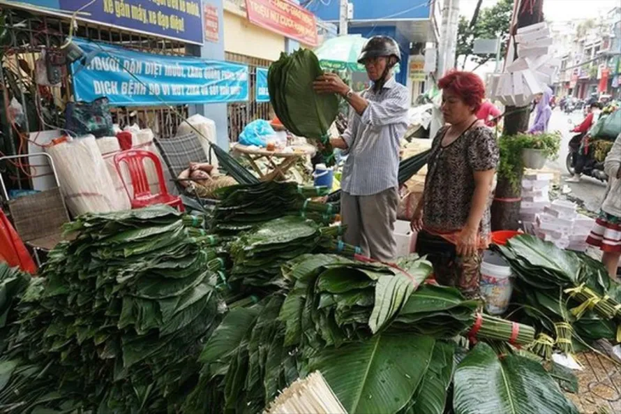 Chợ lá dong nửa thế kỷ ở TPHCM