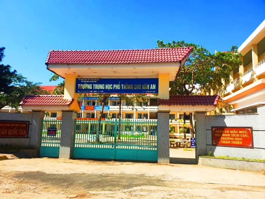 Trường THPT Chu Văn An 