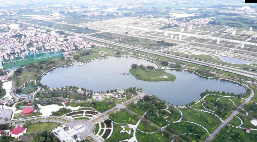 Công viên Hoàng Hoa Thám nhìn từ trên cao