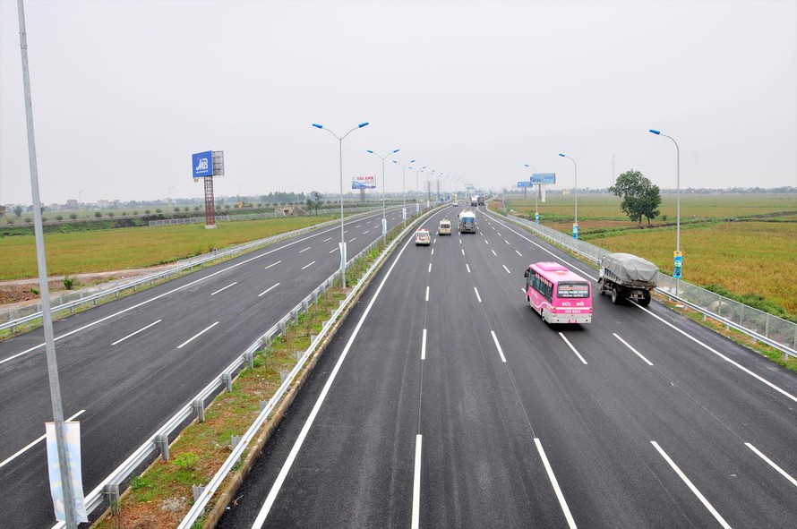 Các chuyên gia lo ngại cao tốc Bắc - Nam phía Đông sẽ rơi vào nhà đầu tư kém năng lực, dẫn tới đội vốn, chậm tiến độ, chất lượng kém Ảnh minh họa: Phạm Thanh 