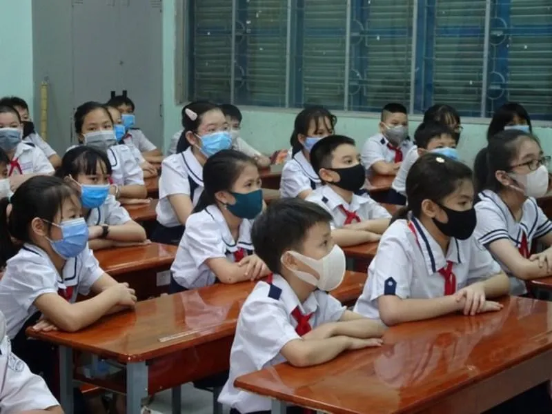 Cử tri ngành y tế TPHCM kiến nghị tiêm vắc xin cho trẻ em