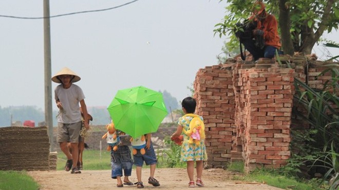Ảnh hậu trường hài hước 'Con đã lớn khôn'