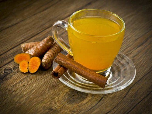 Cách pha trà chanh nghệ giảm stress hiệu quả