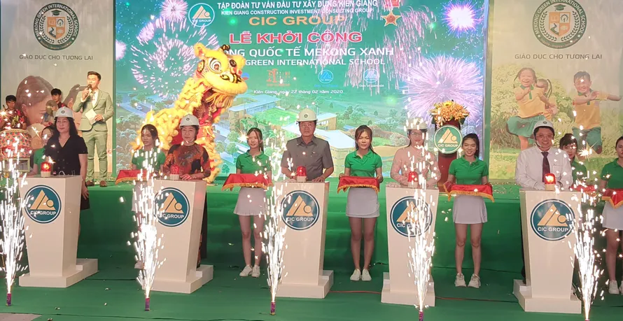 Cắt băng khởi công Trường Quốc Tế Mekong Xanh.