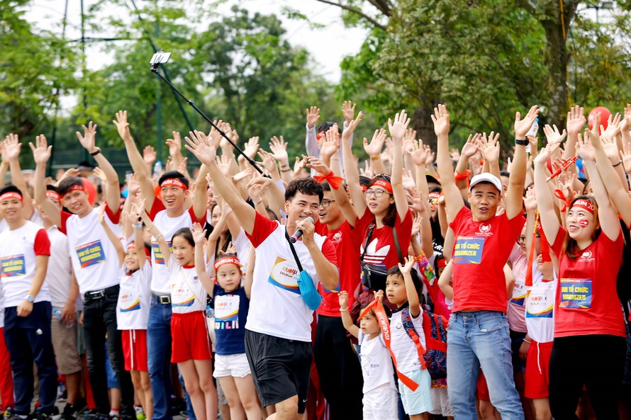 Giải chạy EDURUN hàng năm đã kết nối hàng ngàn học sinh, gia đình và rất nhiều cơ quan tổ chức, các nghệ sỹ nổi tiếng cùng tham gia, sẻ chia thông điệp về lòng nhân ái.
