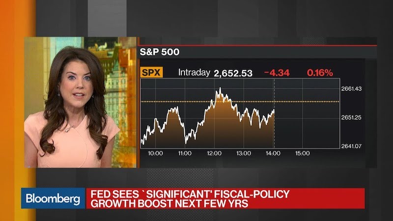 Julia Chatterley từng là người dẫn chương trình chính cho 2 chương trình tài chính “Bloomberg Market” và “What’d you miss?” trên kênh Bloomberg