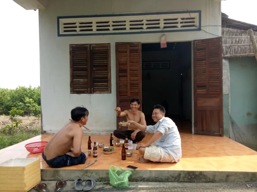 Người dân nông thôn miền Tây mừng năm mới 