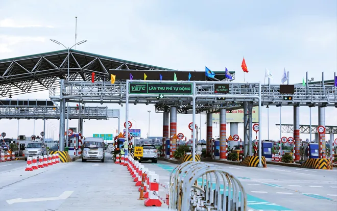 Các chủ đầu tư BOT giao thông đều đồng ý thu phí tự động, nhưng phản đối cách thực hiện của cơ quan quản lý Ảnh: PT