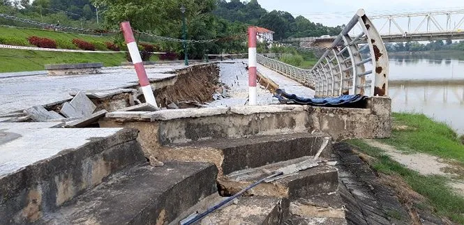 Làm rõ trách nhiệm vụ bờ kè chục tỷ vừa sử dụng đã hư hỏng