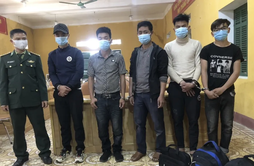 5 đối tượng nhập cảnh trái phép từ Lào về Việt Nam