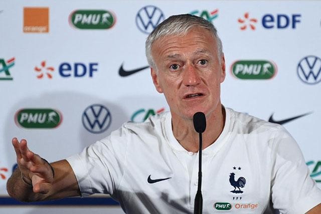 Didier Deschamps - Huyền Thoại Của Bóng Đá Pháp Qua Những Thế Hệ