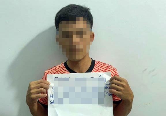 P.A.T tại cơ quan công an.