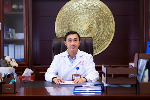 GS - TS Trần Văn Thuấn