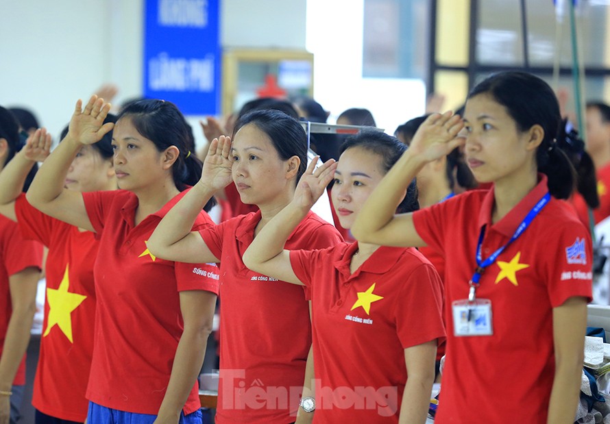 Ngày thứ Hai đặc biệt của công nhân may 10