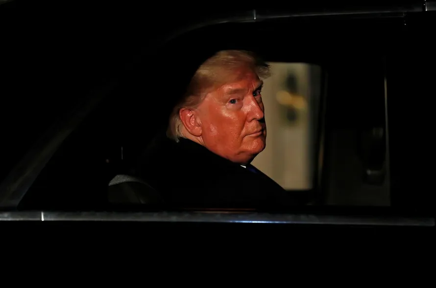Báo cáo được công bố trong lúc Tổng thống Trump đang có chuyến công du nước ngoài. Ảnh: Reuters.