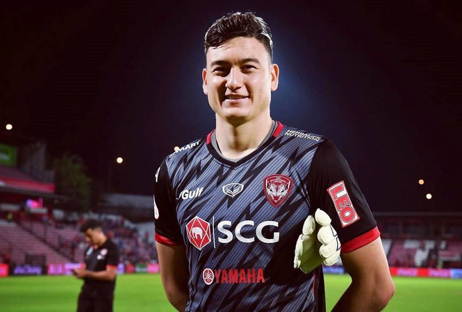 Thủ môn Đặng Văn Lâm chính thức đầu quân cho Cerezo Osaka