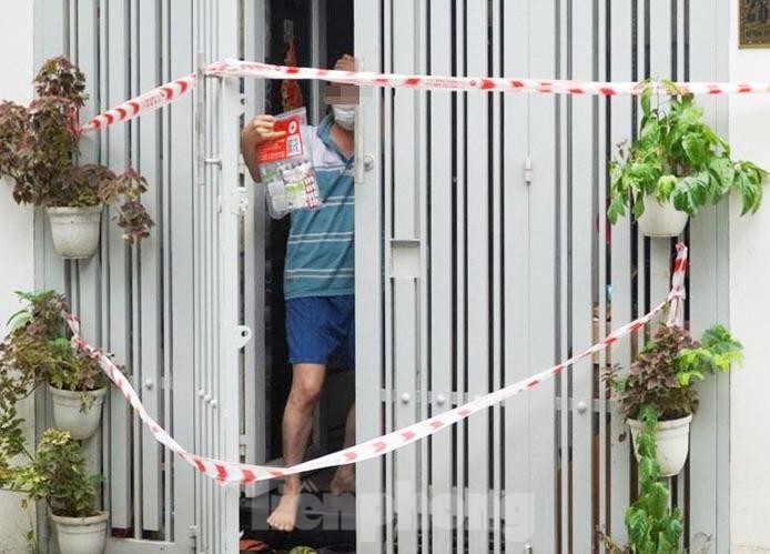 Túi thuốc cùng F0 chiến thắng COVID-19 ở Sài Gòn