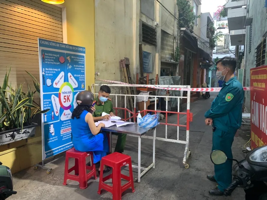 Phong tỏa chặt khu tam giác 'ổ dịch' ở Đà Nẵng