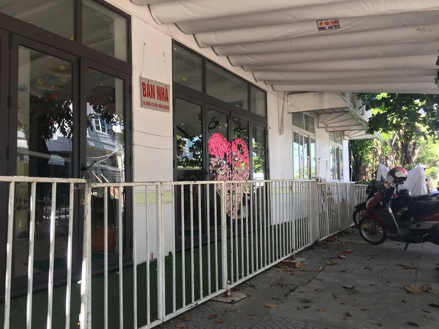 Trường bất ngờ đóng cửa, chủ trường 'mất tích'