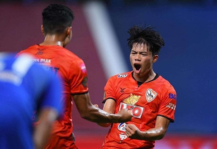 Ekanit Panya là tài năng trẻ hàng đầu bóng đá Thái Lan hiện nay.