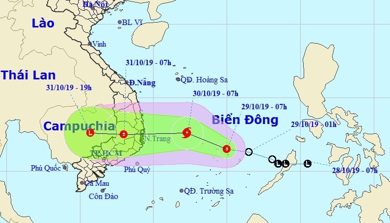Bộ trưởng NN&PTNT Nguyễn Xuân Cường yêu cầu các địa phương triển khai khẩn trương giải pháp ứng với bão dự kiến đổ bộ vào Nam Trung bộ