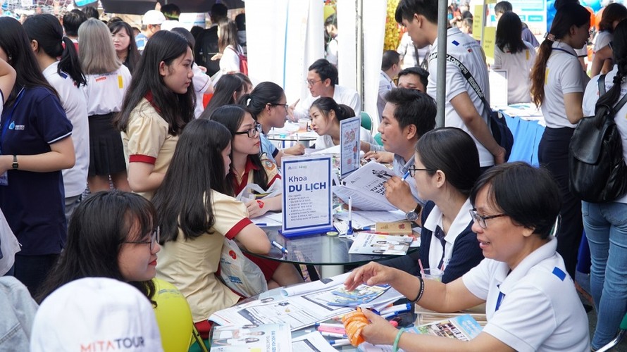 Nhiều trường đại học phía Nam công bố đề án tuyển sinh