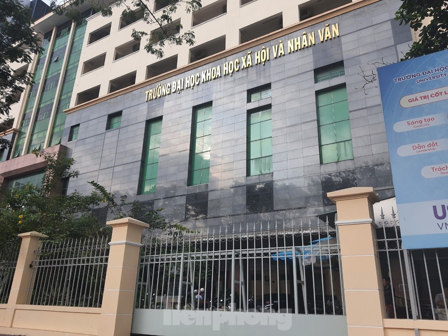 Vụ phản đối trưởng khoa, 11 giáo viên xin thôi việc: Tiếng nói người trong cuộc