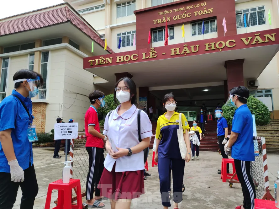 Thí sinh tham dự kỳ thi tốt nghiệp THPT đợt 1 năm 2021 tại TPHCM