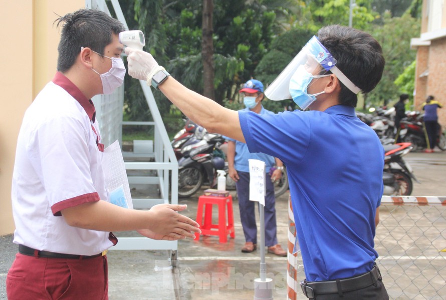 Thí sinh tham dự kỳ thi tốt nghiệp THPT đợt 1 tại TPHCM