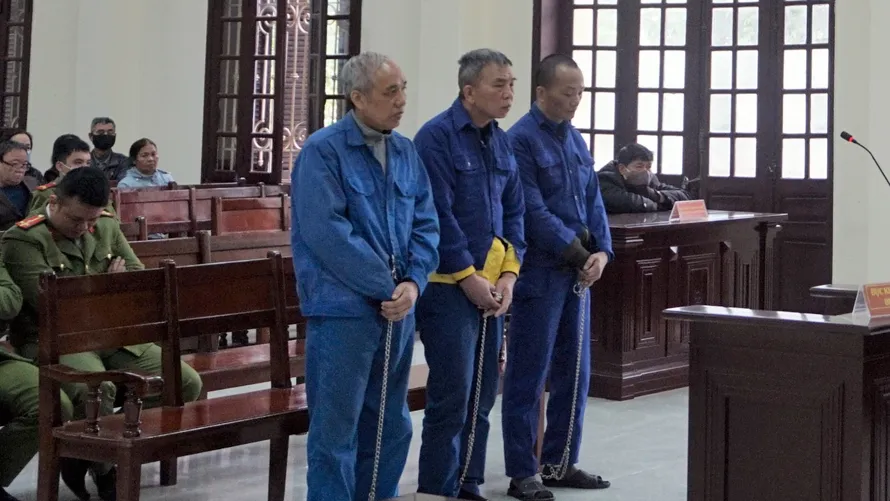 Các bị cáo tại tòa.