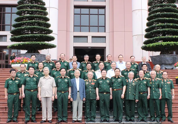 Các tướng lĩnh về dự cuộc gặp mặt