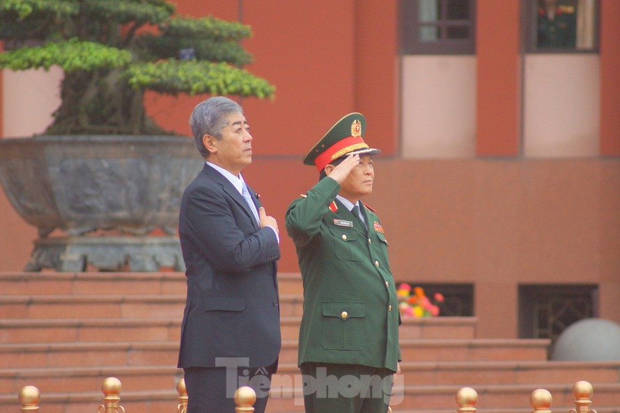 Bộ trưởng Quốc phòng Việt Nam và Nhật Bản tại trụ sở Bộ Quốc phòng Việt Nam, chiều 2/5