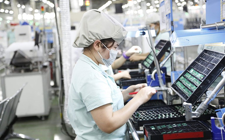 Giữa đại dịch COVID -19, Việt Nam vẫn có sức hút lớn với dòng vốn FDI. ảnh minh họa 