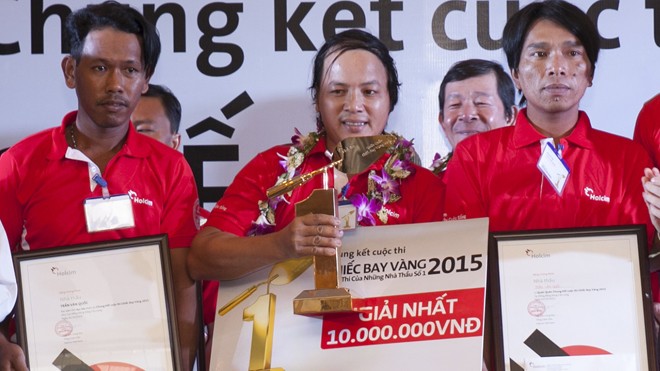 Chiếc Bay Vàng 2015 đã có chủ