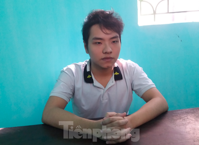 Nguyễn Tiến Lộc khai nhận hành vi cướp tài sản - Ảnh: Hoàng Long