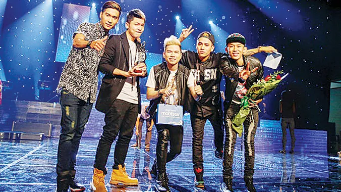 “Tương tư” của FB Boiz dễ dàng thuyết phục được Hội đồng Thẩm định Bài hát Việt nếu không dính phốt đạo beat. Ảnh: baihatviet.vtv.vn.