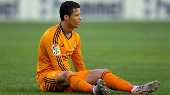 SỐC: Ronaldo đối diện nguy cơ giải nghệ sớm