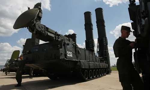 Hệ thống S-300. Ảnh: RIA Novosti.