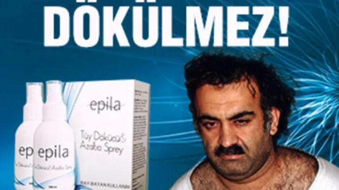 Hình ảnh trùm khủng bố Khalid Sheikh Mohammed được đưa lên quảng cáo.