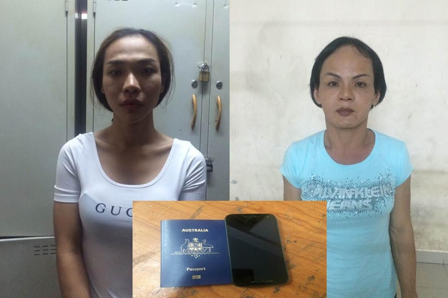 Hai nghi can bị cảnh sát hình sự đặc nhiệm bắt quả tang.