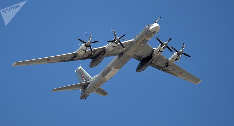 Máy bay ném bom mang tên lửa chiến lược của Nga Tupolev-95MS. Ảnh: Sputnik