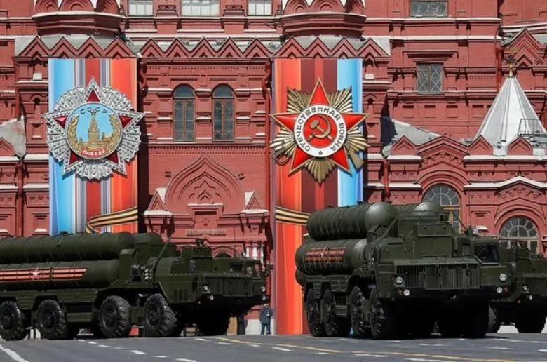 Hệ thống phòng không S-400 của Nga. Ảnh: Reuters