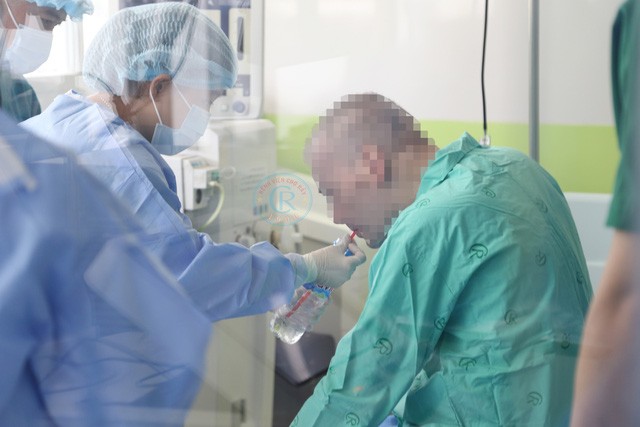 Công ty bảo hiểm sẽ hỗ trợ bệnh nhân phi công hồi hương