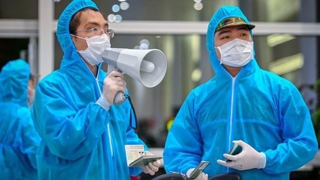Khẩn cấp tìm người đã đến quán có bệnh nhân COVID-19 tại Hà Nội và Quảng Ninh