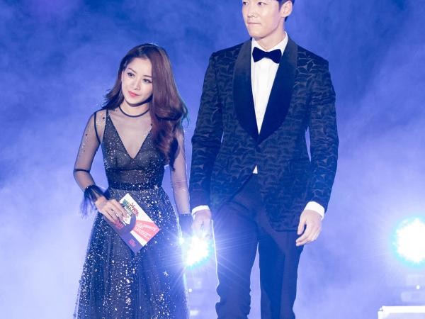 Chi Pu đã nói gì trên thảm đỏ lễ trao giải Webtv Asia Awards 2016?