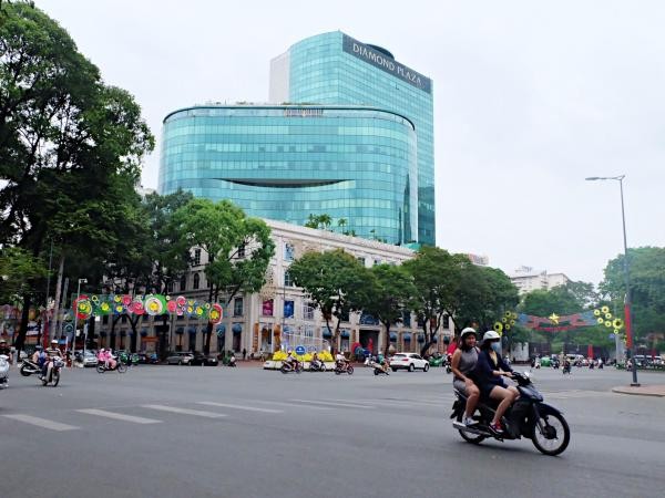 Chùm ảnh bình yên hiếm hoi của Sài Gòn trong ngày cuối cùng của năm 2016