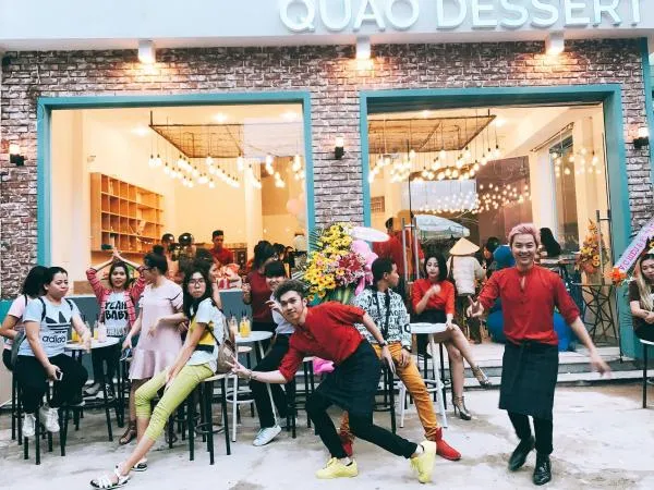 Xin lỗi, Thanh Duy - Hà Trinh - Minh Xù chỉ là nhân viên bán bánh